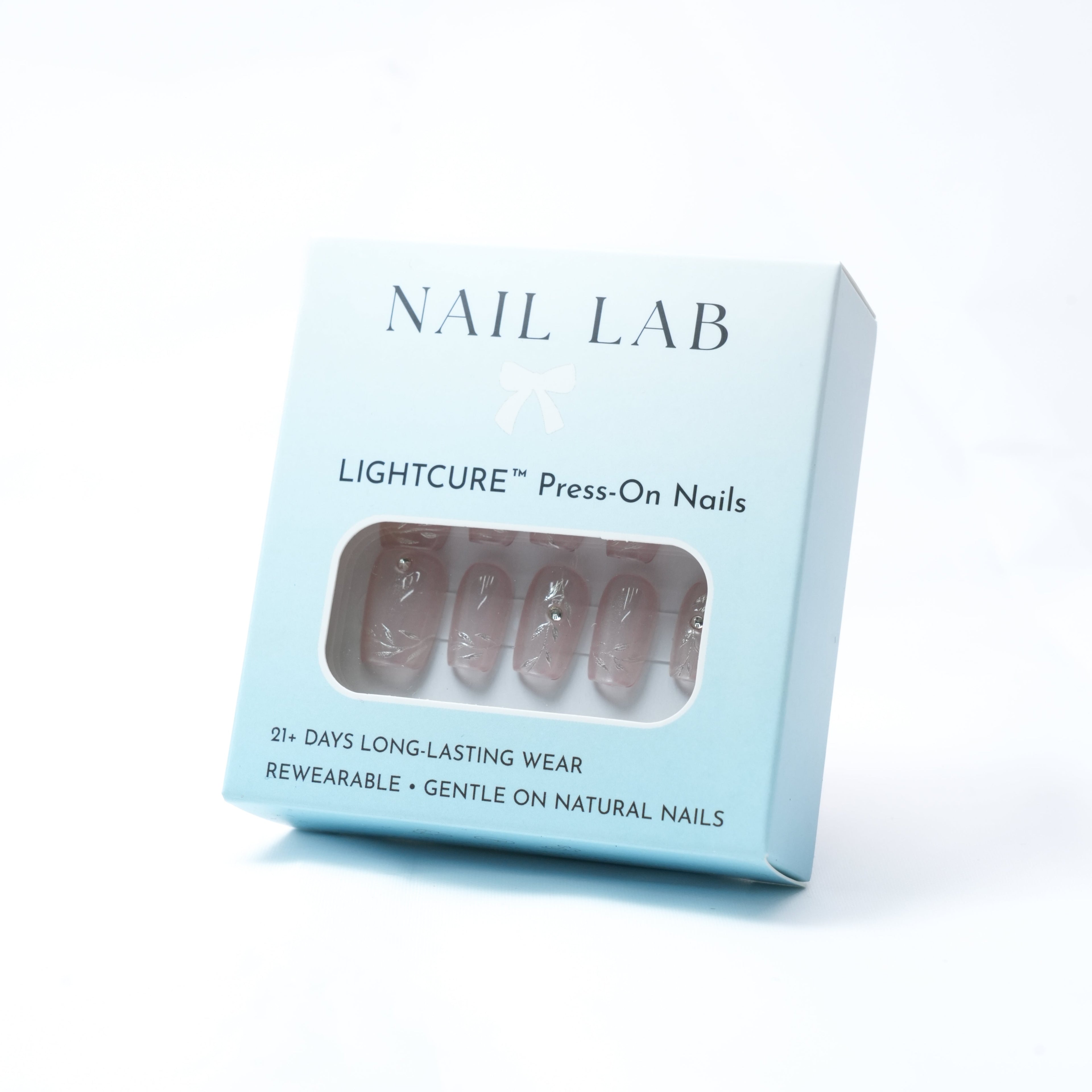 NAIL LAB LIGHTCURE press-on nails in silver floral accent design